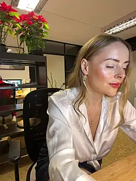 EmaSalis online show from 12.08.24