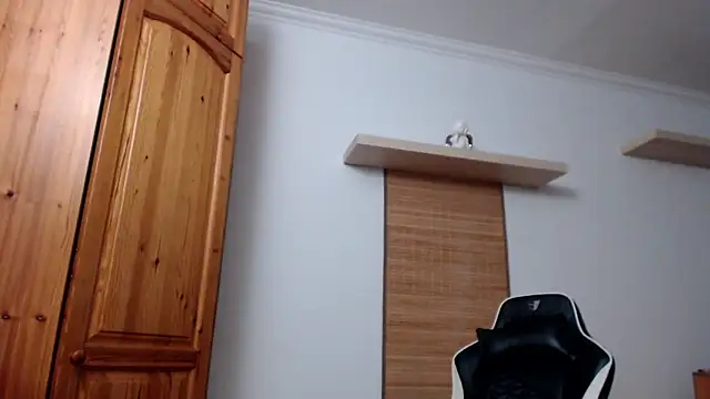 Lisakisss online show from 03.20.25