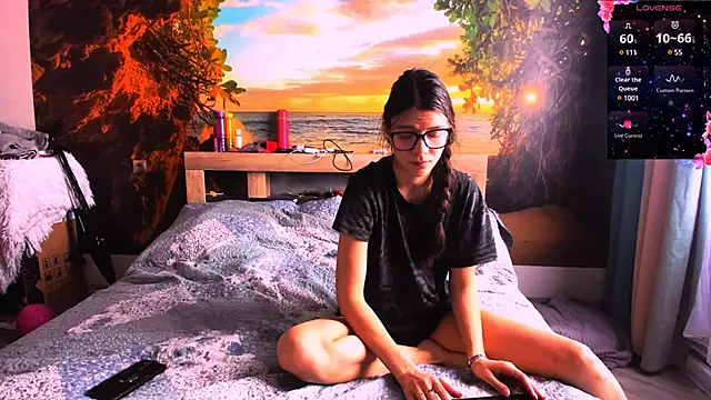 MollyLollipop online show from 03.06.25