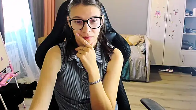 MollyLollipop online show from 09.27.25