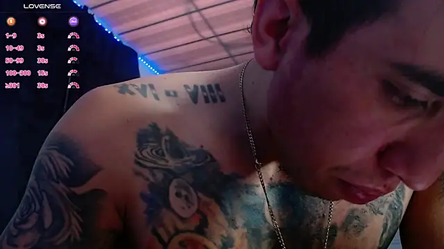 Snapshot of Adam_Hudsond chatting on 11.09.25 Adam Hudsond online show from 11.09.25