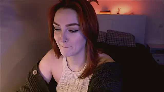 LilyFarey online show from 12.03.24