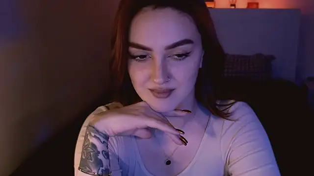 LilyFarey online show from 12.05.24