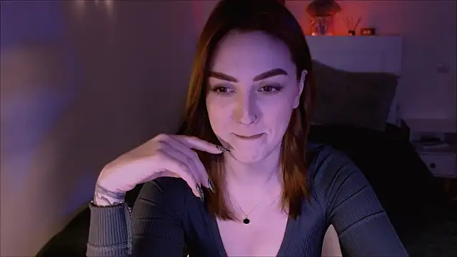 LilyFarey online show from 12.25.24