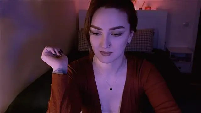 LilyFarey online show from 01.10.25