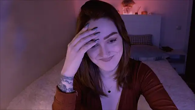 LilyFarey online show from 01.11.25