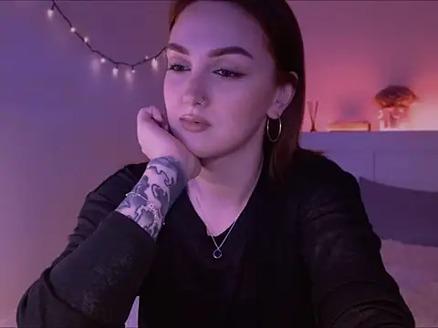 LilyFarey online show from 01.31.25