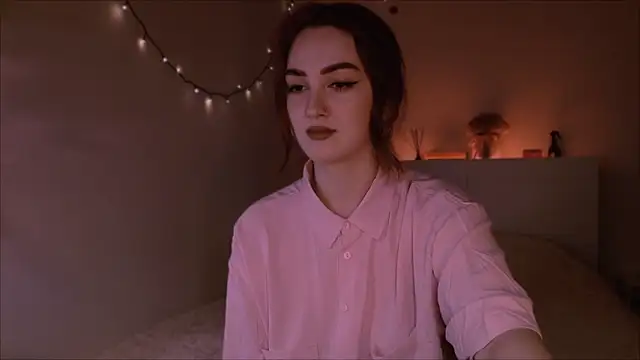 LilyFarey online show from 02.23.25