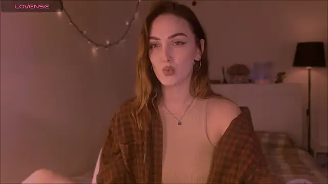 LilyFarey online show from 09.30.25