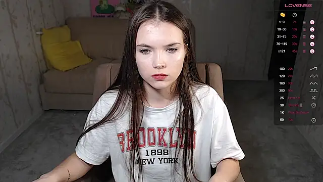 Snapshot of Eva_Davie chatting on 02.28.25 Eva Davie online show from 02.28.25