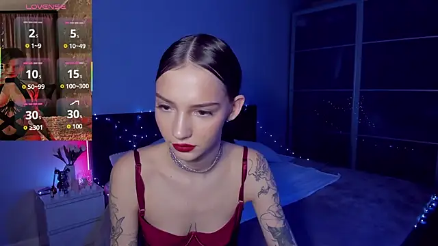 Snapshot of SophieCatty chatting on 02.13.26 SophieCatty online show from 02.13.26