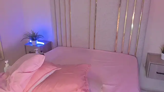 Saekohofman online show from 04.15.26