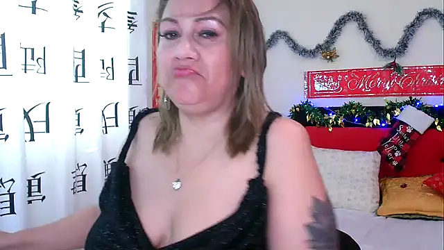 yayita mature online show from 12.25.24