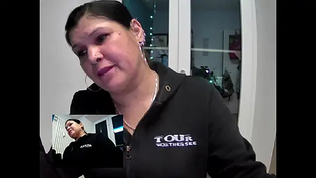 Snapshot of BlackWitch6 chatting on 02.06.26 BlackWitch6 online show from 02.06.26