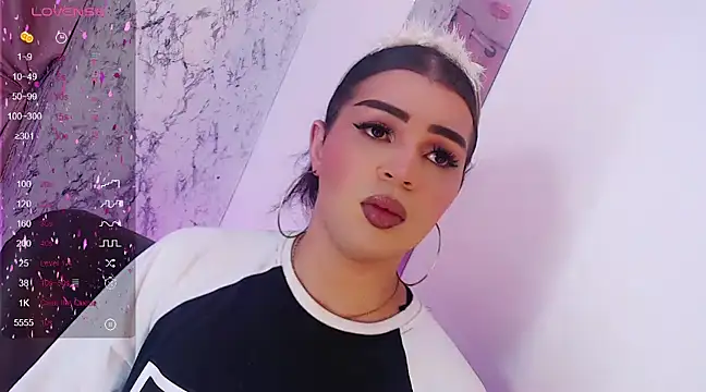 Snapshot of Alexandra_Hornny chatting on 03.02.25 Alexandra Hornny online show from 03.02.25