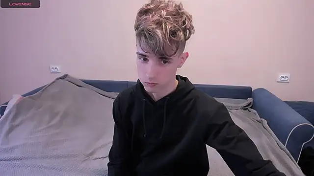 James Mills online show from 03.08.25