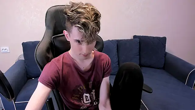 James Mills online show from 11.08.25