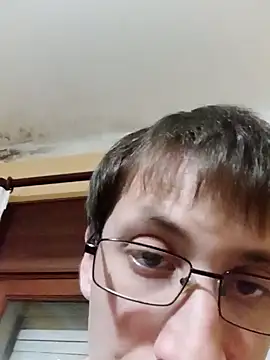 White rabbit  online show from 12.05.24