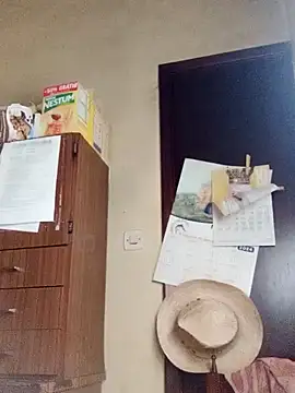 White rabbit  online show from 01.21.25