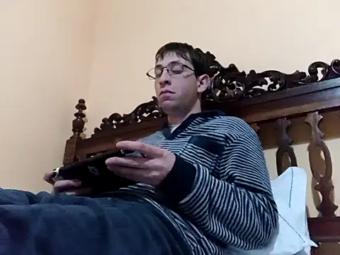 White rabbit  online show from 02.04.25