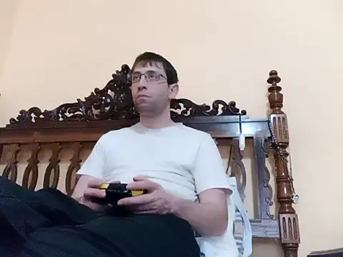 White rabbit  online show from 02.07.25