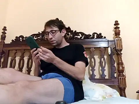 White rabbit  online show from 09.11.25