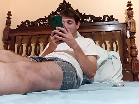 White rabbit  online show from 09.21.25