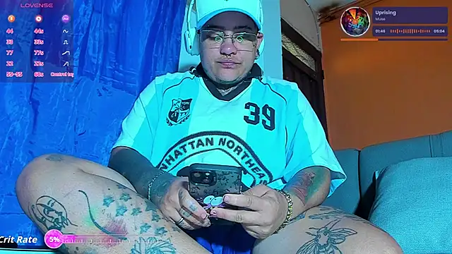 Snapshot of Techno_420_ chatting on 10.22.25 Techno 420 online show from 10.22.25