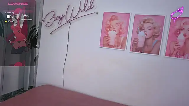 Adele LatinLady online show from 01.08.26