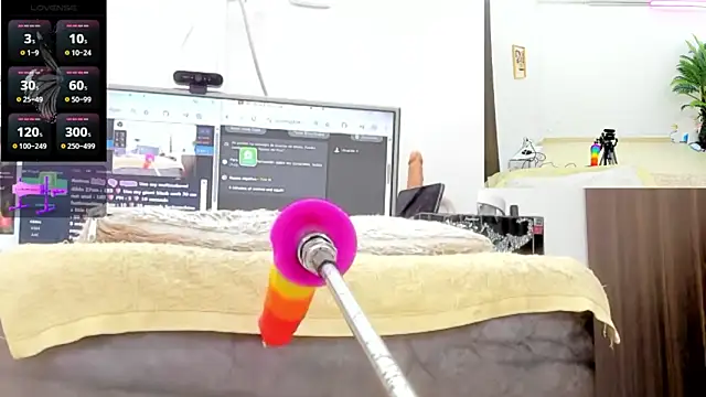 Paulina Davis  online show from 04.07.26