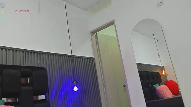 levana1 online show from 10.17.25