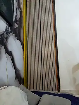 LizzRouse online show from 10.29.25