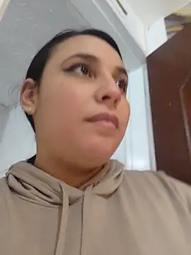 Snapshot of LizzRouse chatting on 02.15.26 LizzRouse online show from 02.15.26