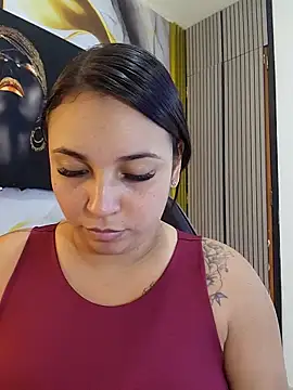 LizzRouse online show from 04.21.26