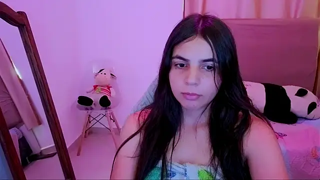 Snapshot of _elenna chatting on 06.10.26 elenna online show from 06.10.26