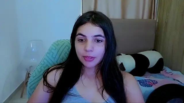 Snapshot of _elenna chatting on 06.21.26 elenna online show from 06.21.26