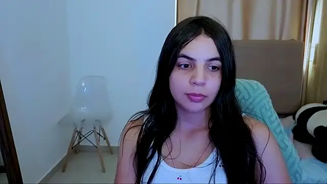Snapshot of _elenna chatting on 07.13.26 elenna online show from 07.13.26