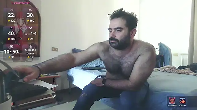 Snapshot of Attila985 chatting on 06.25.26 Attila985 online show from 06.25.26