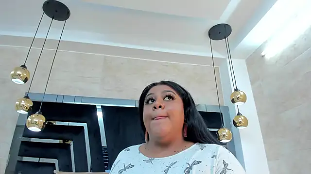 BiancaFollerach online show from 02.13.25