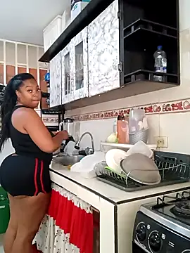 Snapshot of laqquishax chatting on 10.21.25 laqquishax online show from 10.21.25