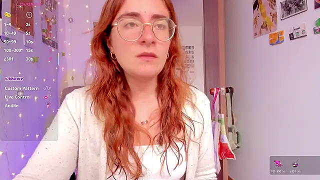 Snapshot of linda_giggle chatting on 09.30.25 linda giggle online show from 09.30.25