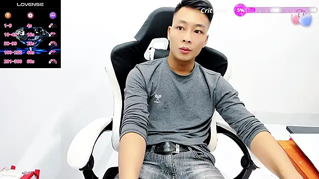 Naughty--asian online show from 11.04.25