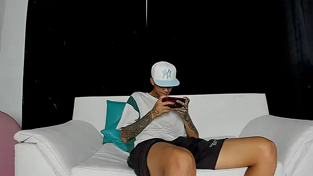 self love46 online show from 04.12.26