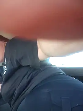 Snapshot of BBWQUEENBEEE chatting on 03.09.25 BBWQUEENBEEE online show from 03.09.25