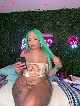 ThickAssRena online show from 02.13.26