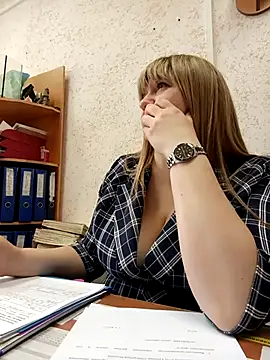 Office Albertina online show from 04.14.26