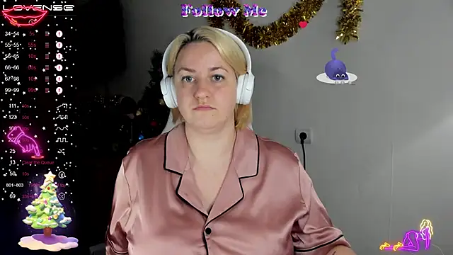 Christen John lover online show from 01.12.25