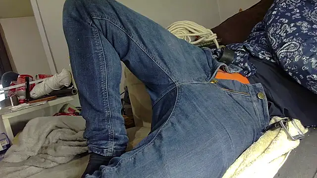 Snapshot of mike30nbg chatting on 10.15.25 mike30nbg online show from 10.15.25