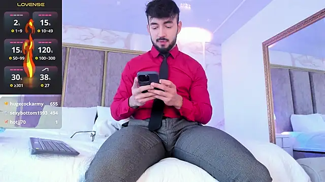 Snapshot of MarkWalker__ chatting on 02.02.25 MarkWalker online show from 02.02.25