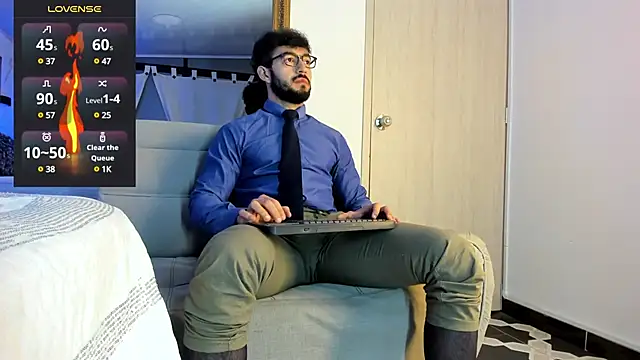 Snapshot of MarkWalker__ chatting on 02.15.25 MarkWalker online show from 02.15.25